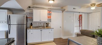 5minsTo KU Med  Free Wi-Fi Pet Friendly W&D
