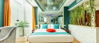 998 Boutique Business Hotel
