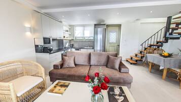 TV connectée, table de tennis de table