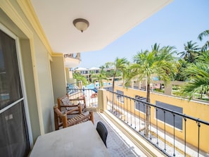 Appartement, 1 chambre, balcon, vue sur le jardin | Extérieur