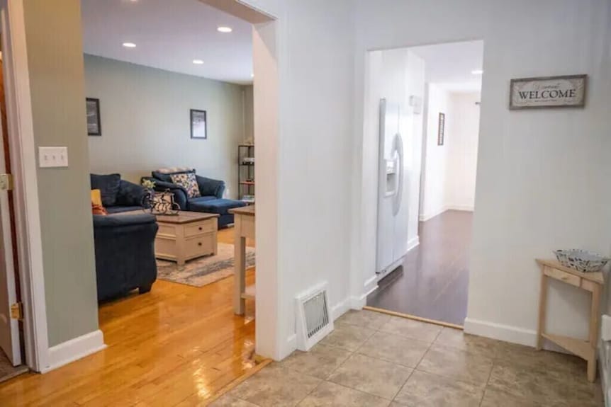 Trail Riders Haven- Only 1 Block From Tons Of Adventurous Trails! Huge Garage! - Ironwood, MI