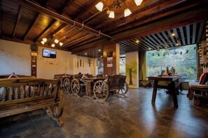 Interior - Theme Lovertree Holiday House (Ninglang)