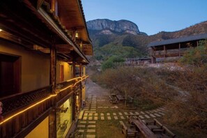 Garden - Theme Lovertree Holiday House (Ninglang)