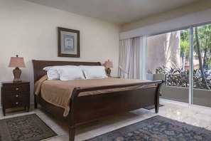 1 sovrum, strykjärn/strykbräda, wi-fi och sängkläder