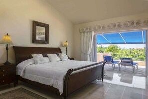 Bügeleisen/Bügelbrett, WLAN, Bettwäsche