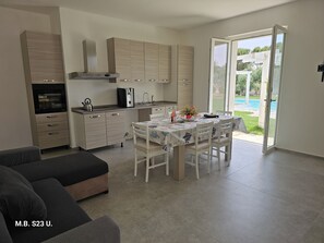 Interior - 3 Bedroom Villa in Carovigno (Carovigno)
