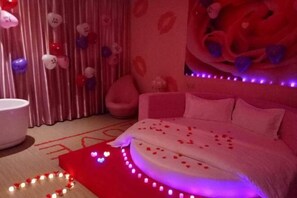 Room - Love Me Couples' Theme Hotel (Guangzhou)