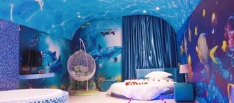 Love Me Couples' Theme Hotel