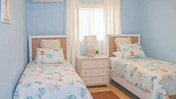 2 habitaciones, tabla de planchar con plancha y wifi gratis