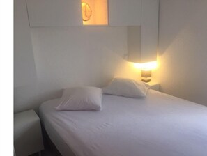 3 chambres, bureau, lit parapluie, Wi-Fi gratuit