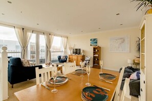 تلفزيون ذكي