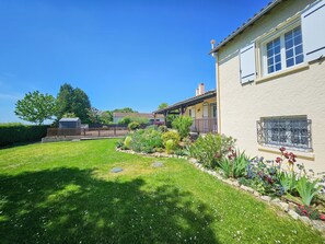 Property grounds - Villa de Charme Avec Piscine - Idéale Pour des Vacances en Famille ou Entre Amis (Julienne)