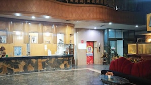 Unclassified image, 5 of 23, button - OYO 75466 13 Coins Bang Yai Hotel (Bang Yai)