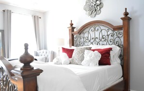 5 chambres, fer et planche à repasser, Wi-Fi gratuit, draps fournis