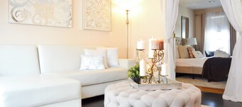 5 BDRM Boutique Home Backyard Oasis near National Harbor,MD and DC.