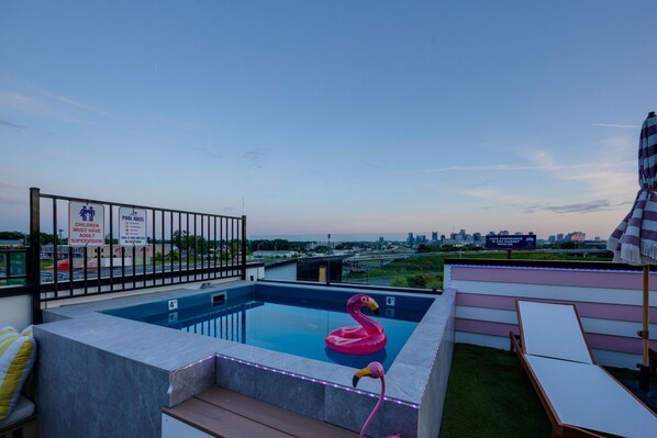 Outdoor pool, a heated pool - Ultra Heated Rooftop Pool! Arcade, Elevator, EV Charger, Sleeps 12, Full Home (Nashville)