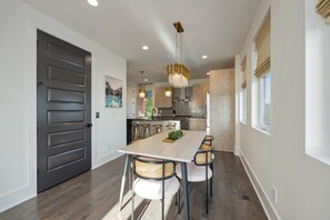 Dining - Ultra Heated Rooftop Pool! Arcade, Elevator, EV Charger, Sleeps 12, Full Home (Nashville)