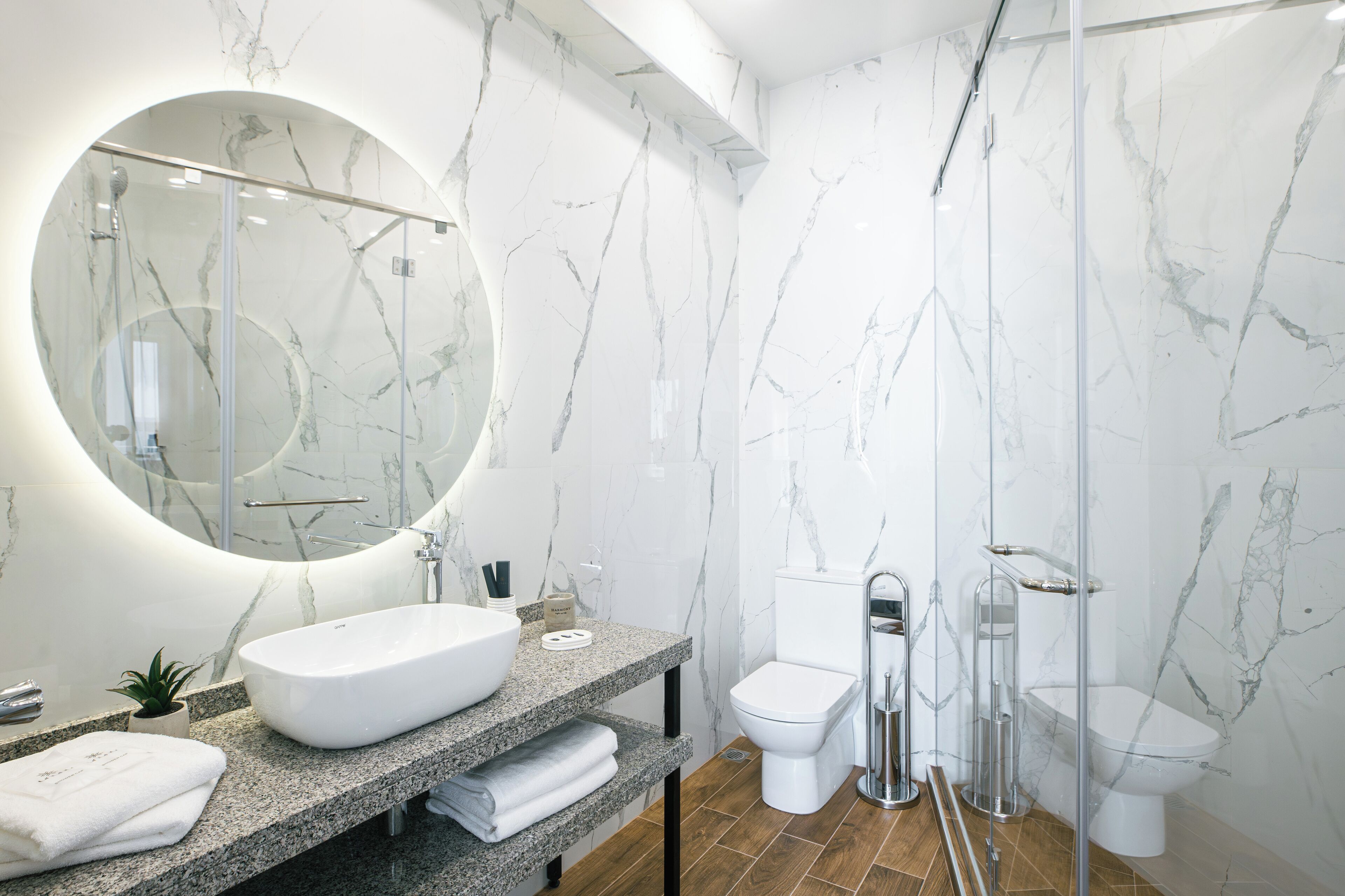 Family Apartment, Balcony | Bathroom