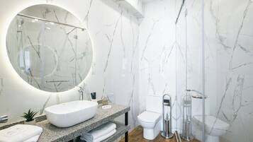 Family Apartment, Balcony | Bathroom