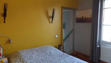 2 chambres, fer et planche Ă repasser, Wi-Fi