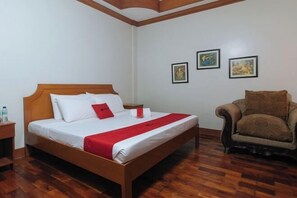 Room - RedDoorz Premium @ Nick Hotel Gerona Tarlac (Gerona)