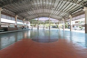 สนามกีฬา