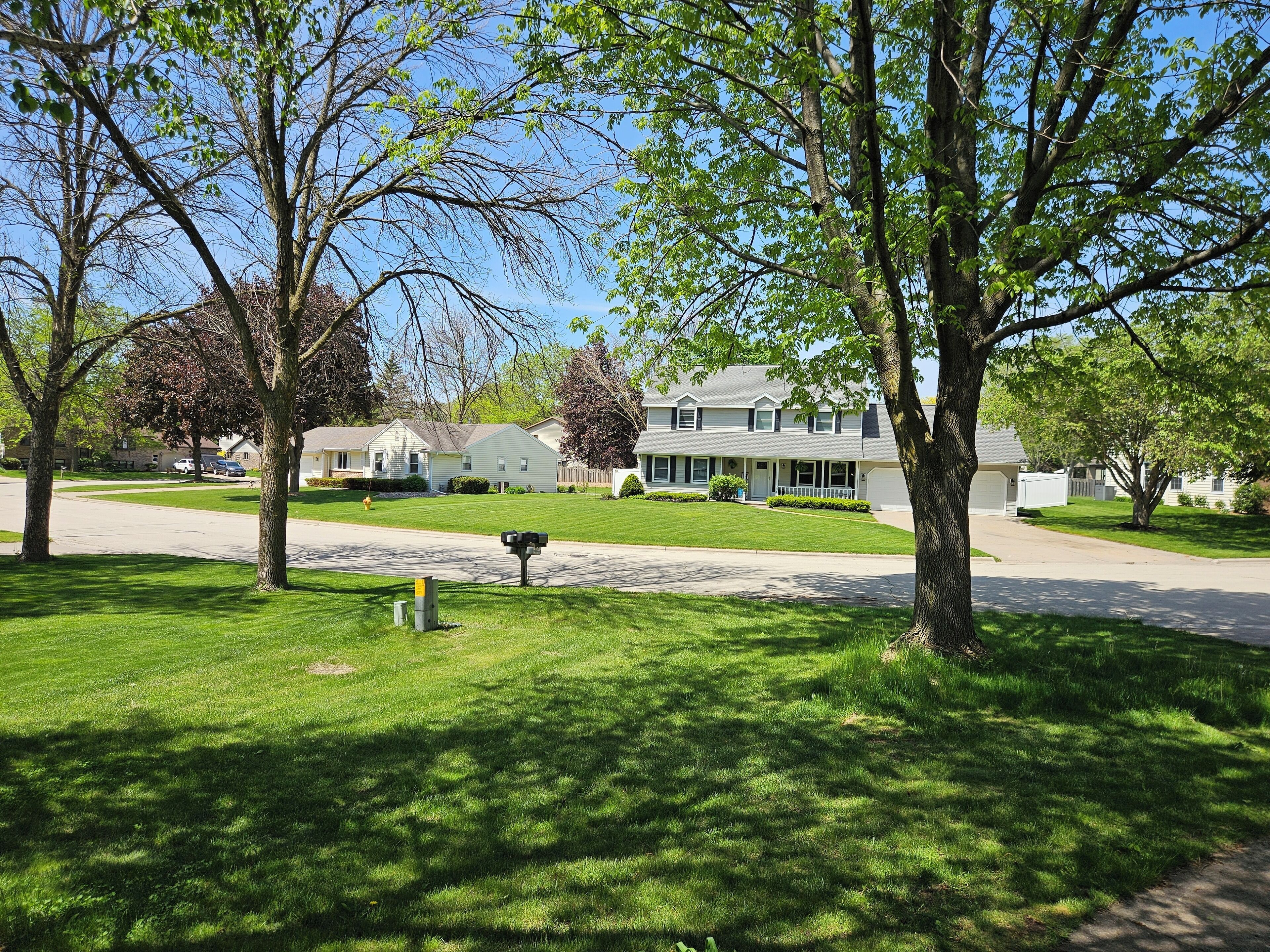 2025 NFL Draft home only 3.2 miles from the legendery Lambeau Field. 