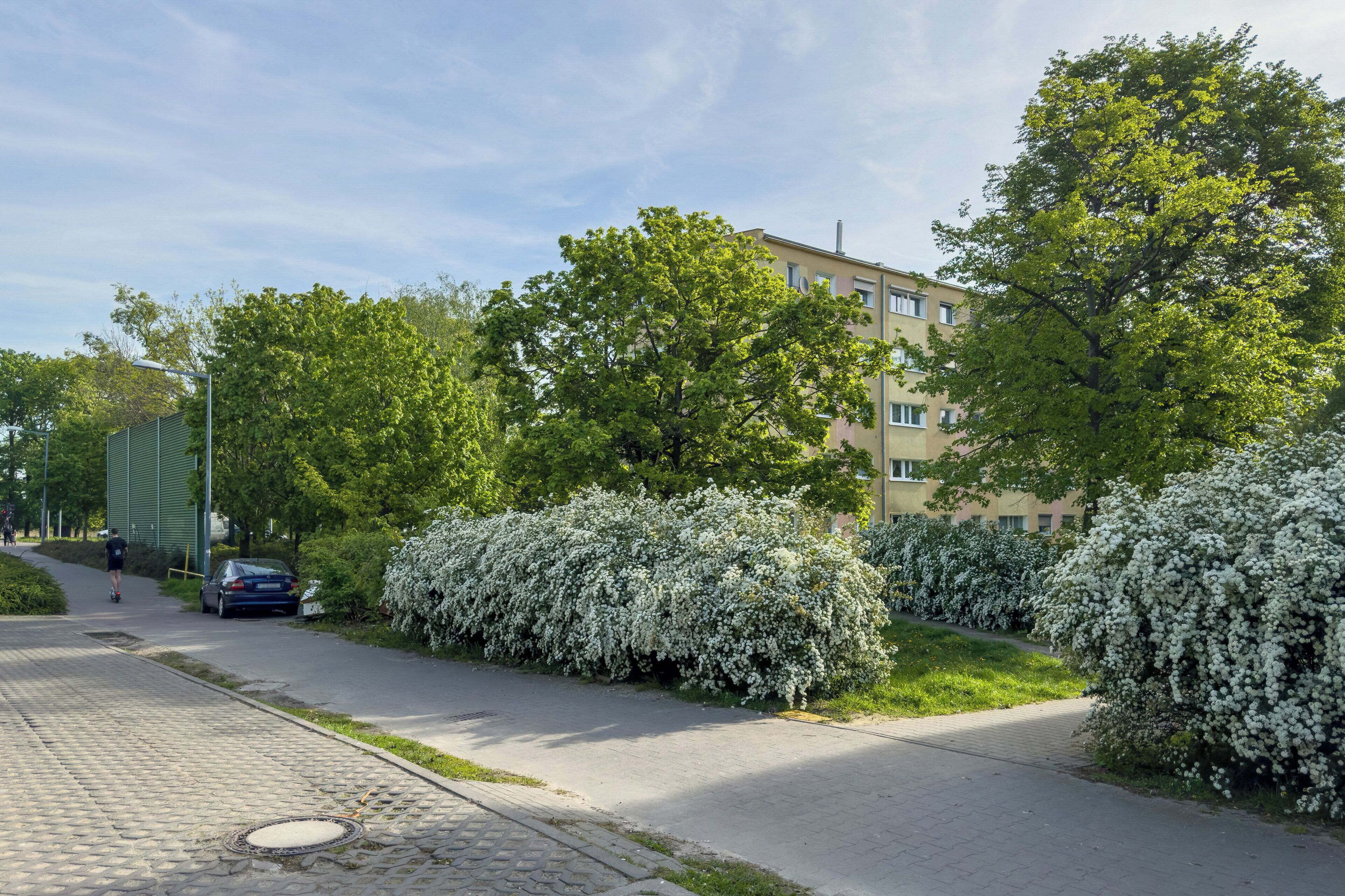 المنشأة من الخارج