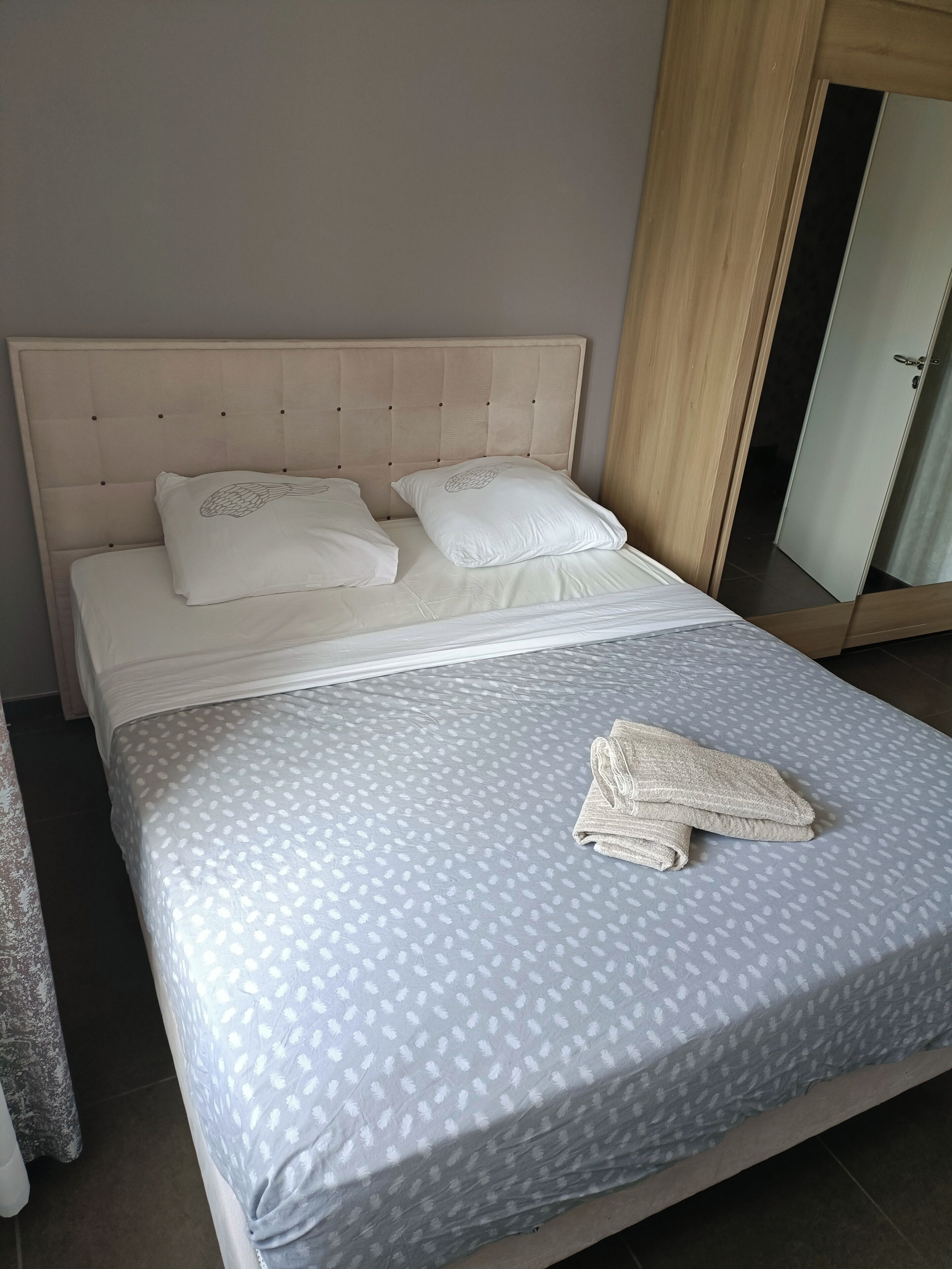 5 chambres, bureau, lit parapluie, Wi-Fi gratuit