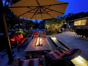 Terrace/patio - Petaluma Ranch Resort: Pool, spa, fire pit , Bocce, & outdoor kitchen (Petaluma)