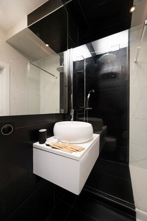 Hair dryer, towels