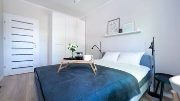 1 habitación, escritorio, tabla de planchar con plancha y wifi gratis