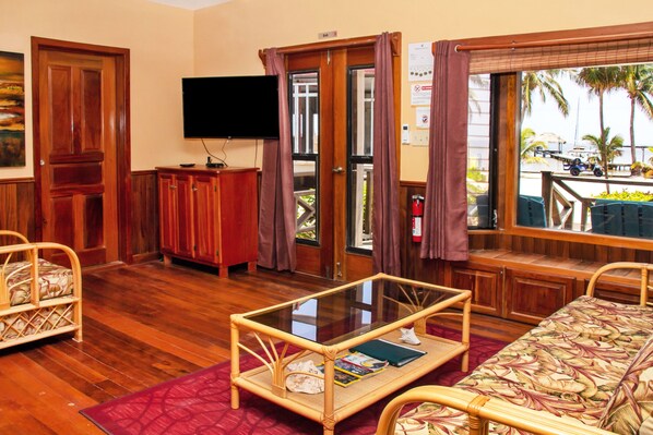 Villa – standard, sjøutsikt | Lounge