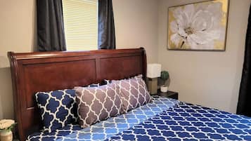 5 chambres, bureau, fer et planche à repasser, Wi-Fi gratuit