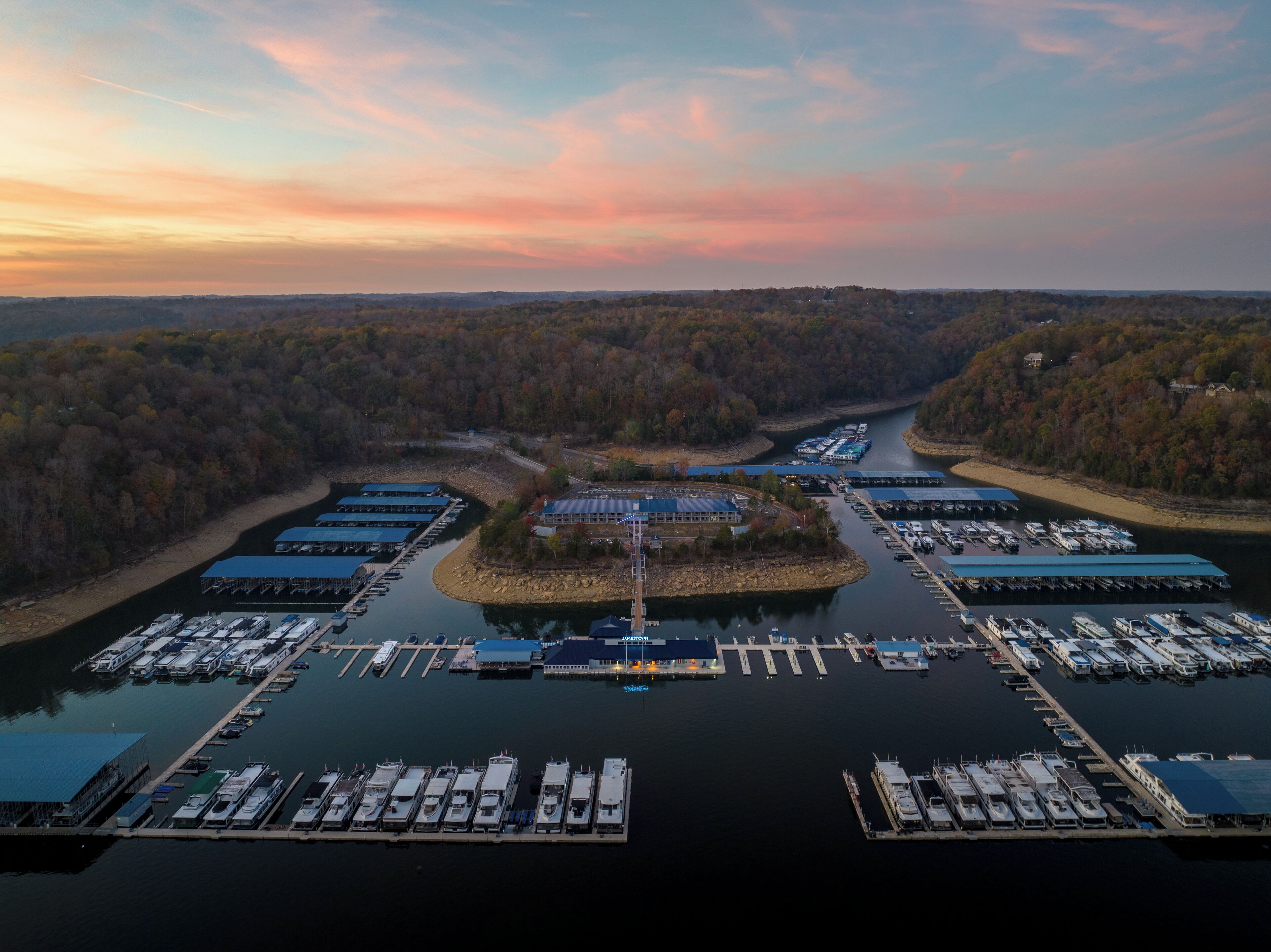 3 Br Cabin Vacation Rental In Jamestown, Kentucky Vrbo Property 4011602