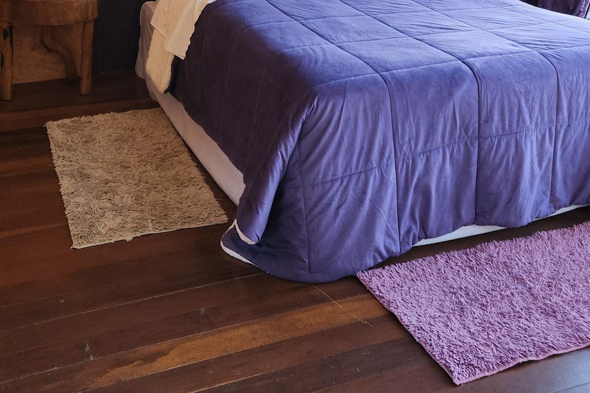 Deluxe tweepersoonskamer | Luxe beddengoed, Select Comfort-bedden, een minibar
