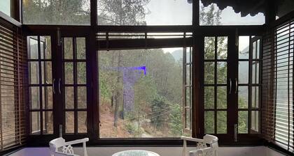 Luxsugero Penthouse Kaichidham