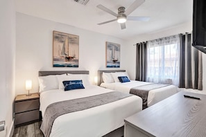 3 bedrooms, desk, iron/ironing board, travel cot