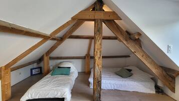 2 chambres, lit parapluie, Wi-Fi gratuit, draps fournis