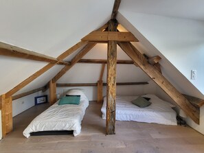 2 chambres, lit parapluie, Wi-Fi gratuit, draps fournis