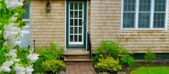 Charming Home Walk Downtown/Waterfront
