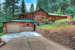 Exterior - Quintessential Colorado Cabin  (Indian Hills)
