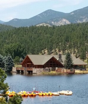 Exterior - Quintessential Colorado Cabin  (Indian Hills)