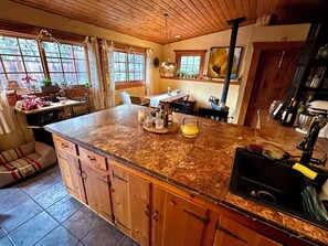 Fridge, microwave, oven, stovetop - Quintessential Colorado Cabin  (Indian Hills)