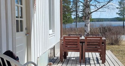 Maison en Laponie Suédoise, en Face du Lac, Randonnées, Kayak, Pêche,traineau