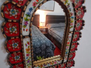 Down comforters, free WiFi - Terra House (Cusco)