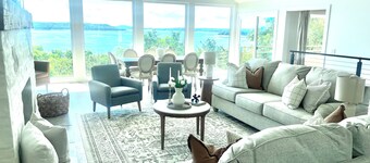 Fully remodeled lake house with gorgeous views of Bull Shoals Lake!