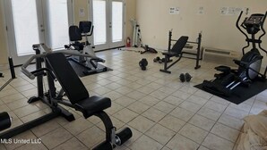 Fitness facility - Cozy Condo Steps from the Gulf. Private, quiet but minutes from everything. (Biloxi)