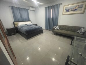 2 habitaciones y caja de seguridad en la habitación 