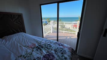 Economy Suite, Sea View | Pillowtop beds, free minibar, in-room safe, individually decorated